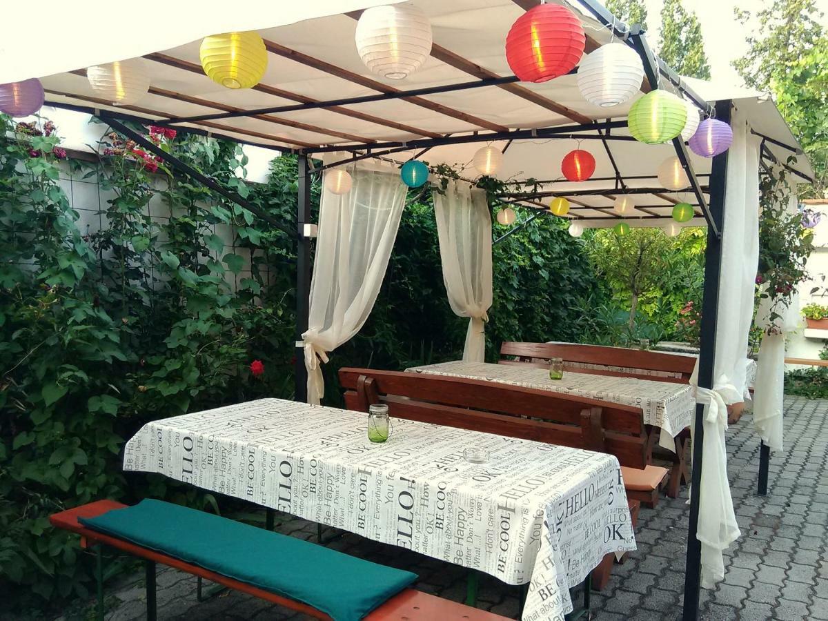 Burg Apartmanház Gyula Exteriér fotografie
