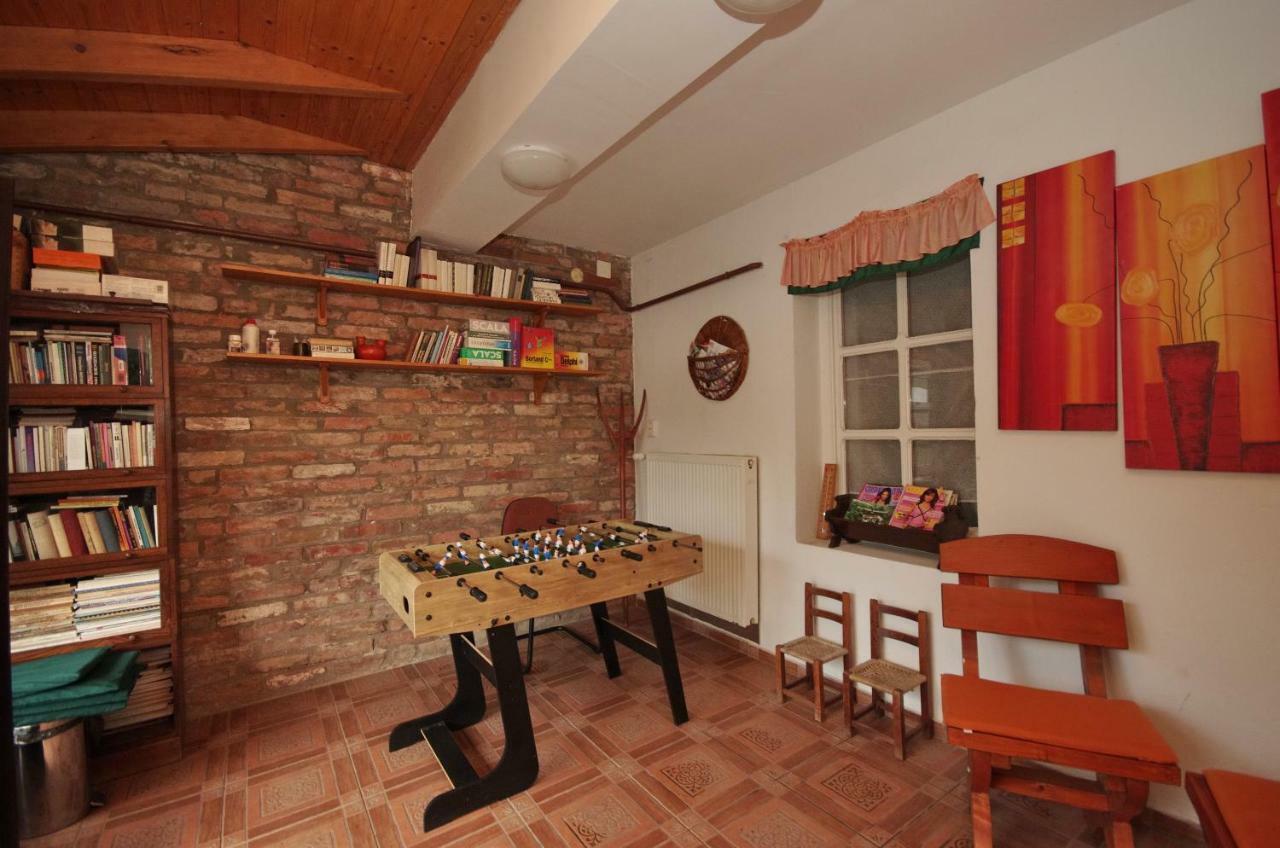 Burg Apartmanház Gyula Exteriér fotografie