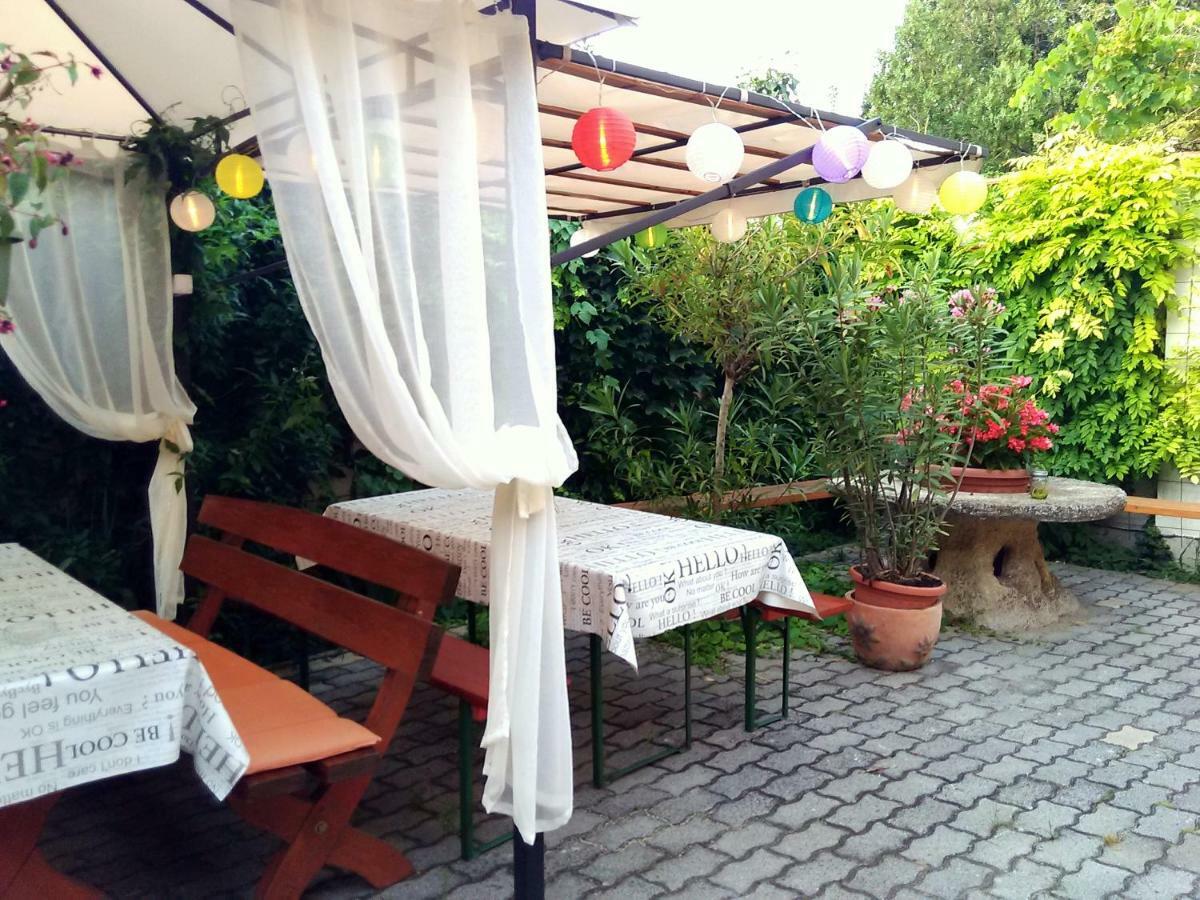Burg Apartmanház Gyula Exteriér fotografie