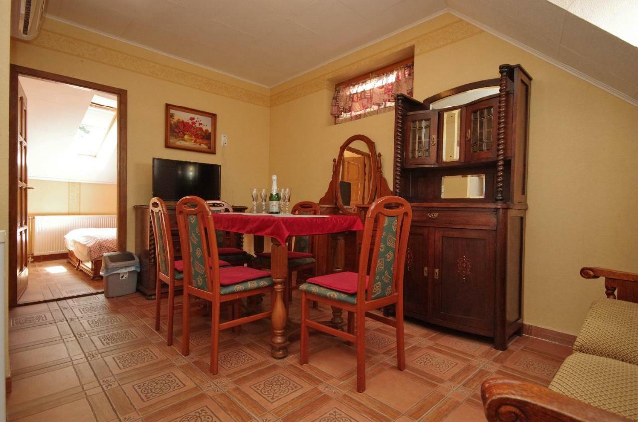 Burg Apartmanház Gyula Exteriér fotografie