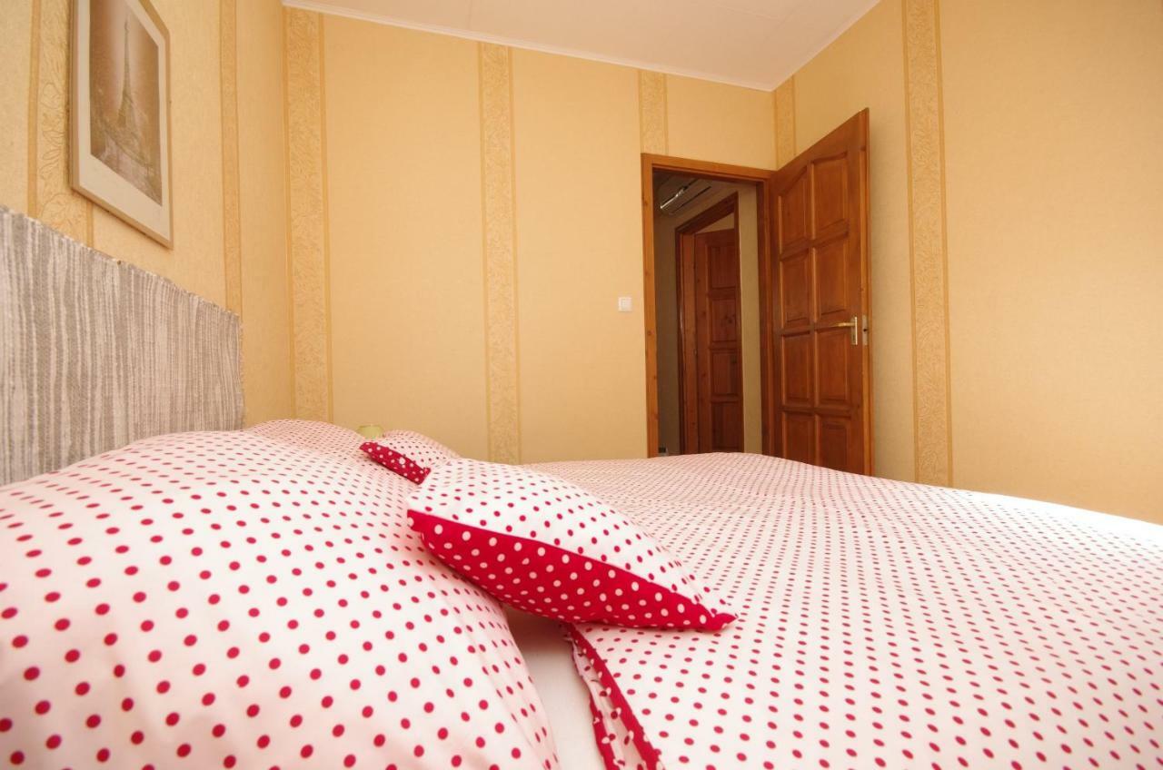 Burg Apartmanház Gyula Exteriér fotografie