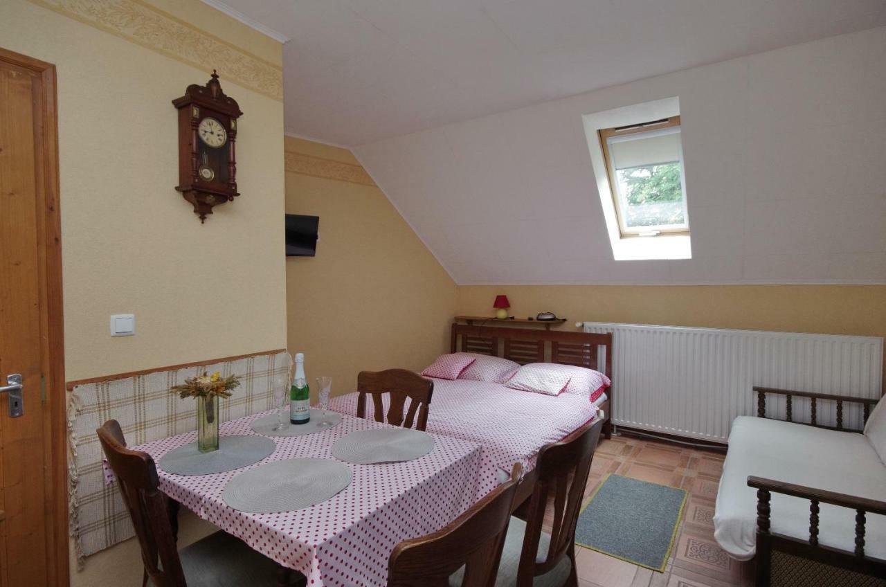 Burg Apartmanház Gyula Exteriér fotografie