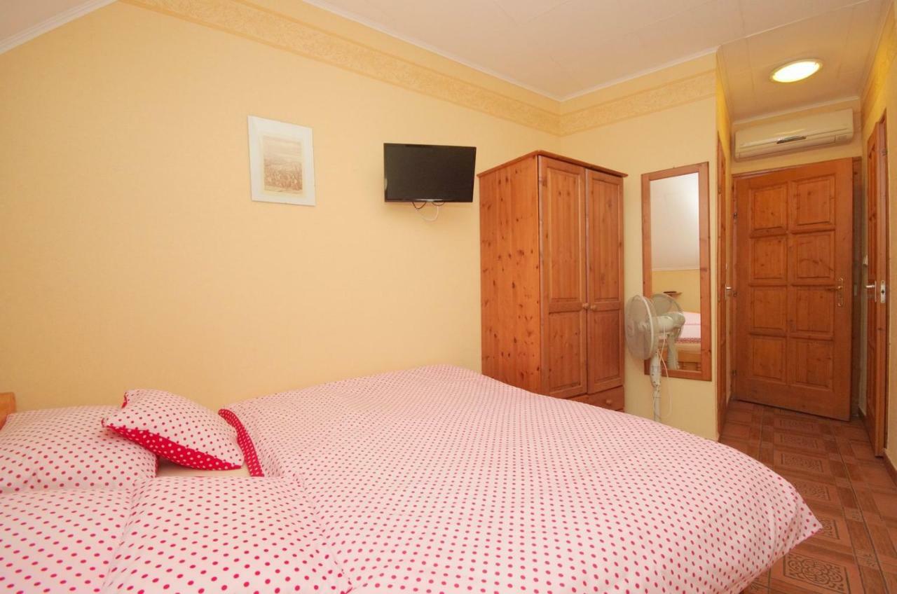 Burg Apartmanház Gyula Exteriér fotografie